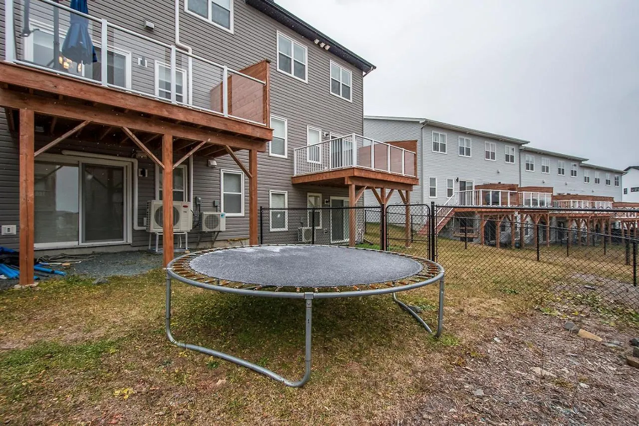Cowie Hill Apartment Halifax 0*,  Canada